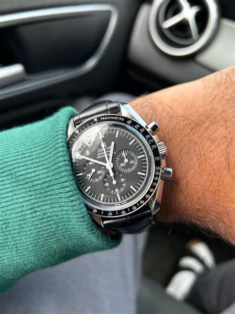 omega speedmaster moonwatch professional review